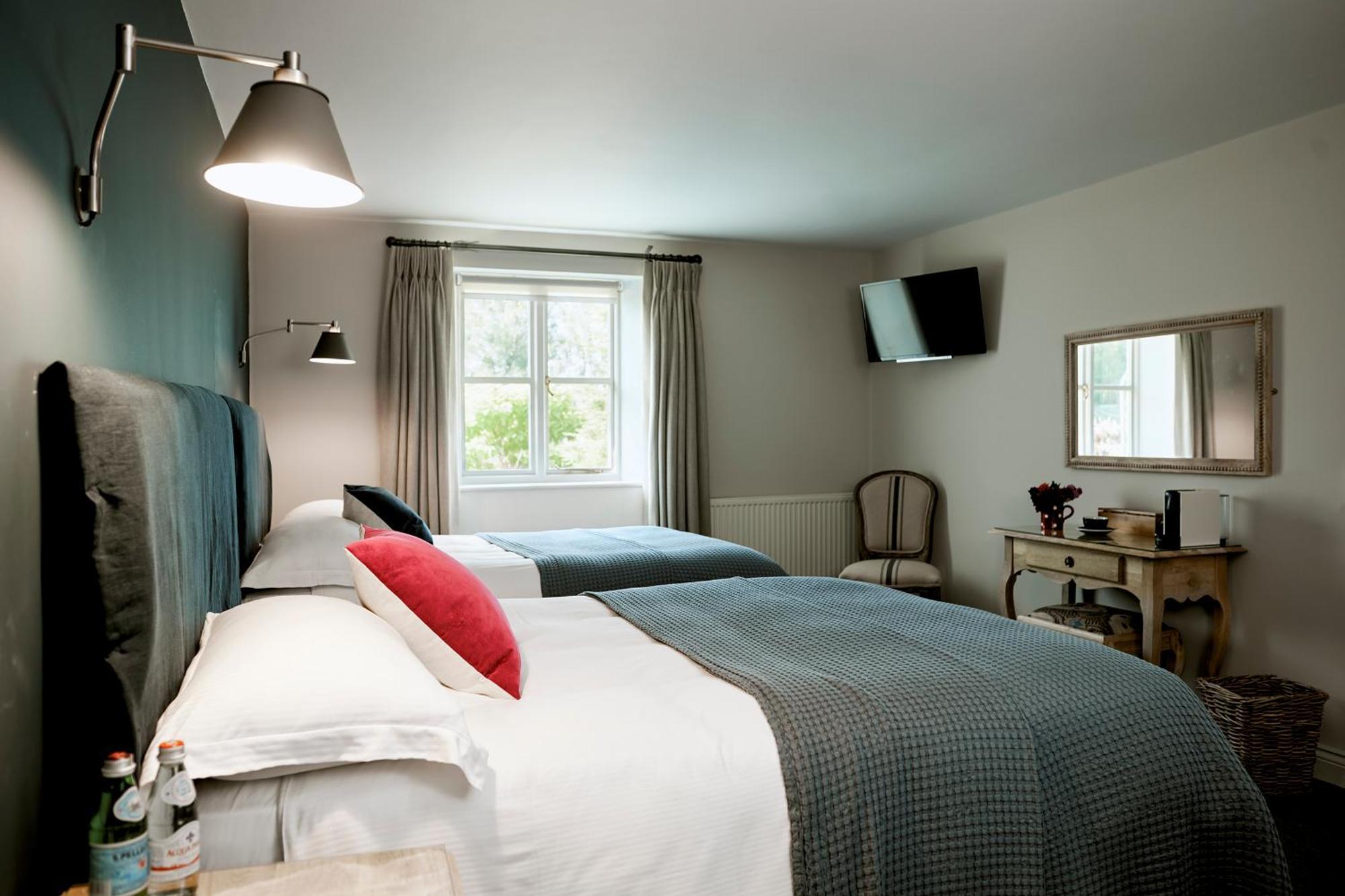The Stump Hotel Cirencester Szoba fotó