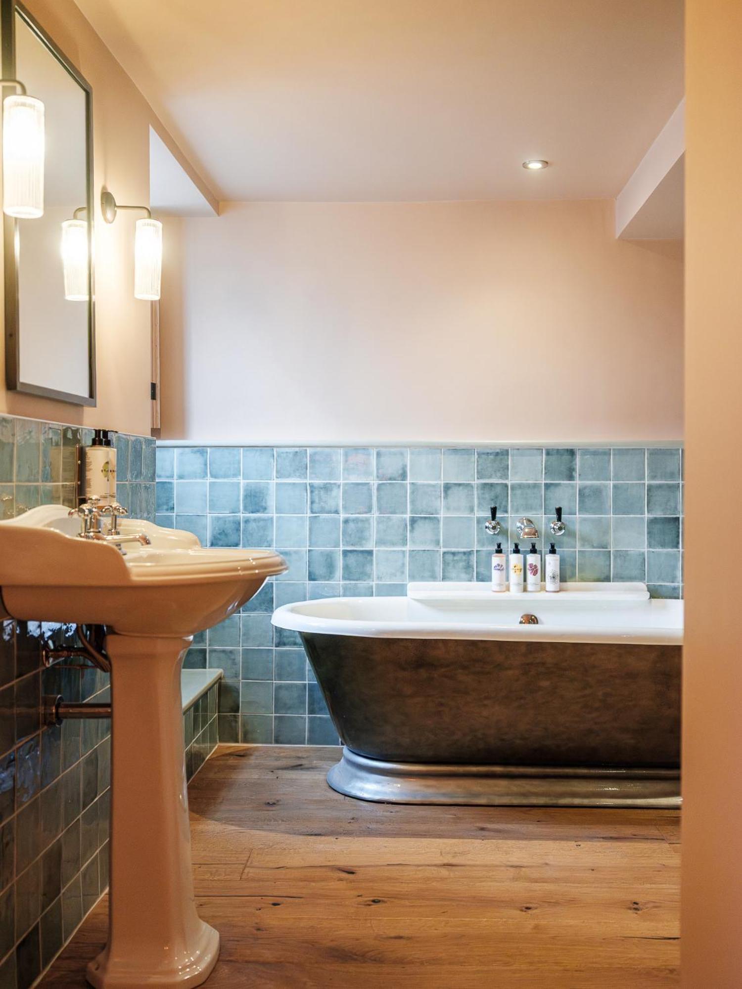 The Stump Hotel Cirencester Szoba fotó